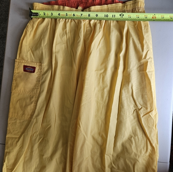 Dickies Women's Waist 30/Medium Yellow Scrub Pants Multiple Pockets - Picture 3 of 10